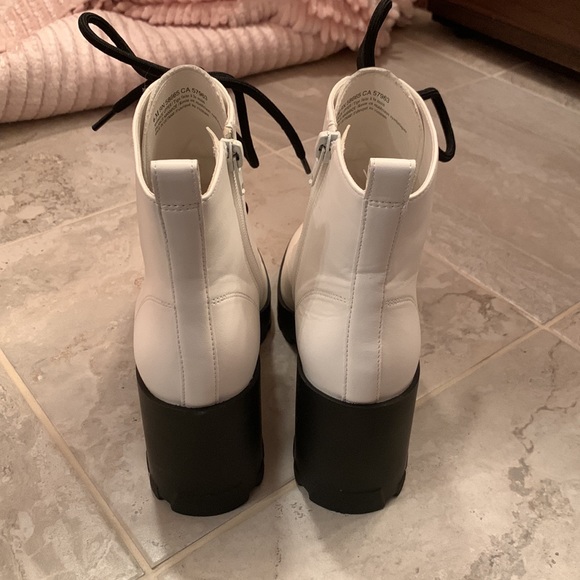 BP White Combat Boots - Picture 5 of 5